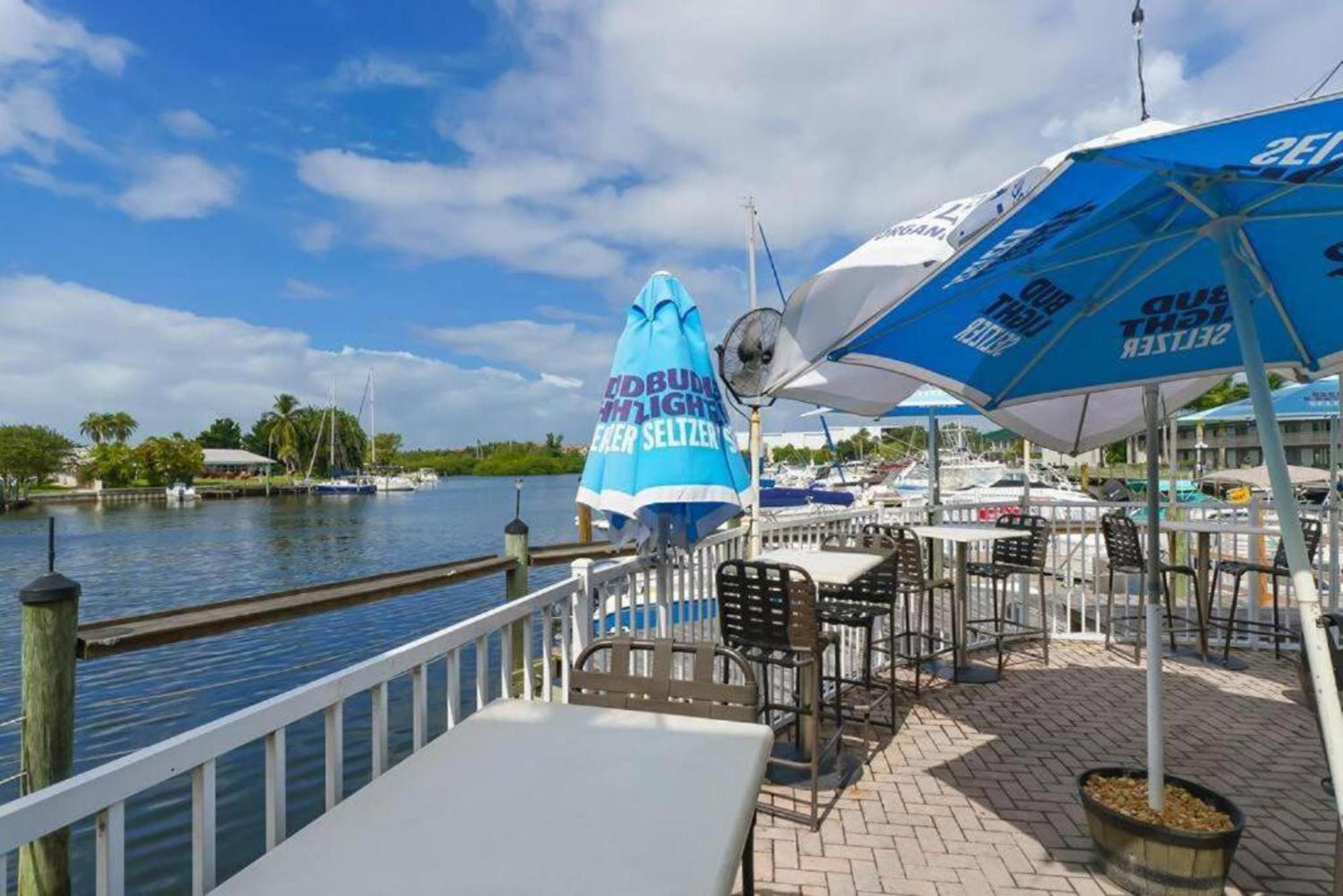 Getaway At The Marina Aparthotel South Bradenton Εξωτερικό φωτογραφία
